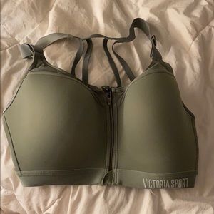 Victoria’s Secret Incredible Zip Front Bra